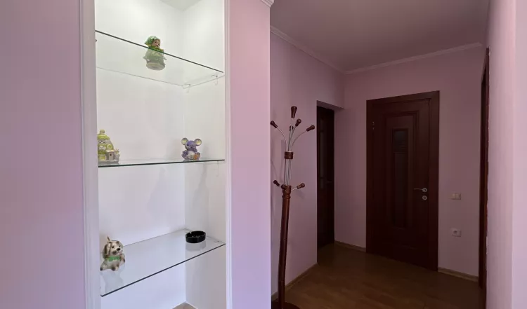 Продається 3 кімнатна квартира в Житомирі