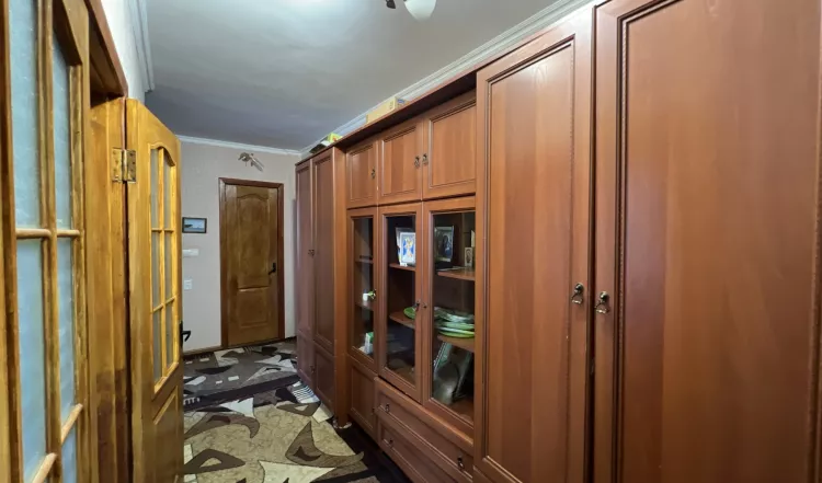 3 комнатная квартира 70м2 в МОЛОДОМ доме р-н Корбутовки в Житомире