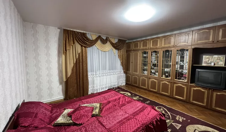 Продается 3 комнатная квартира 70м2 с АВТОНОМКОЙ в Житомире.