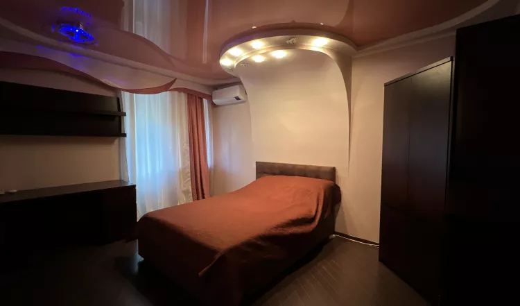 Продаж 3 кімнатної квартири 105 м2 в СТАТУСНОМУ будинку центр ЖИТОМИРА