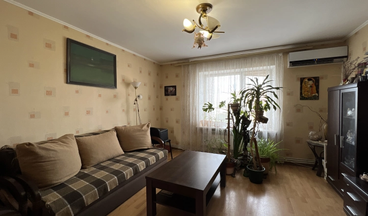 Продається 4 кімнатна квартира з АВТОНОМКОЮ в Житомирі