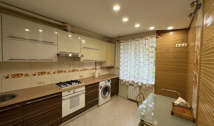 ПРОДАЖ 1-кімнатної квартири, площею 35 м2, р-н ЖК Капучіно в місті Житомирі