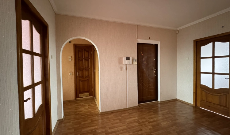 Продається ПРОСТОРА 4-кімнатна квартира 80 м2 з АВТОНОМНИМ ОПАЛЕННЯМ в Житомирі