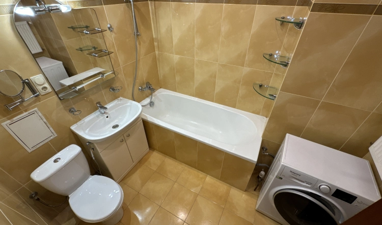 3 кімнатна квартира з АВТОНОМКОЮ в центрі Житомира