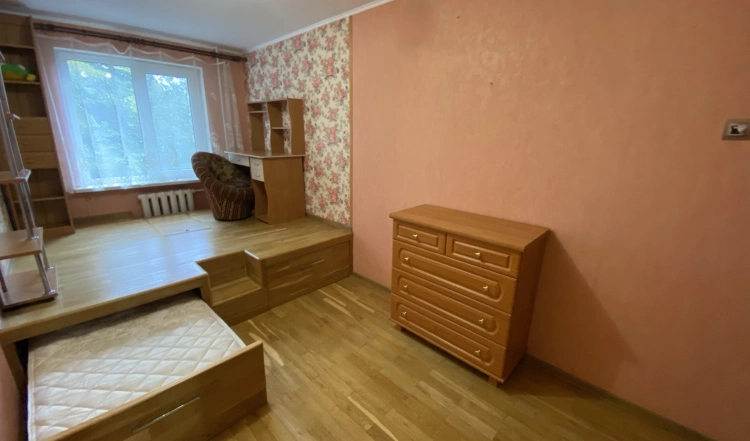 Продаж 2 кімнатної р-н Польова