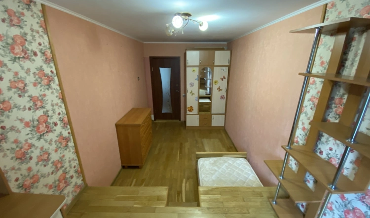 Продаж 2 кімнатної р-н Польова