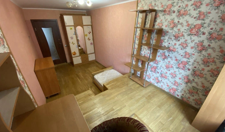 Продаж 2 кімнатної р-н Польова