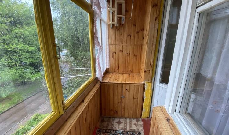 Продаж 2 кімнатної р-н Польова