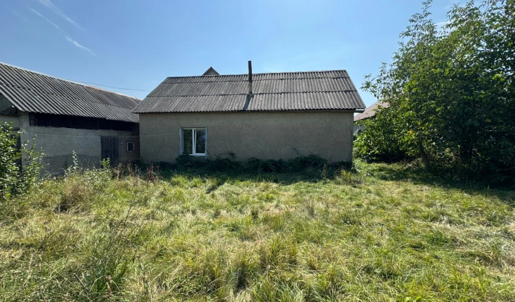 Продаж НОВОГО будинку в предмісті Мукачево