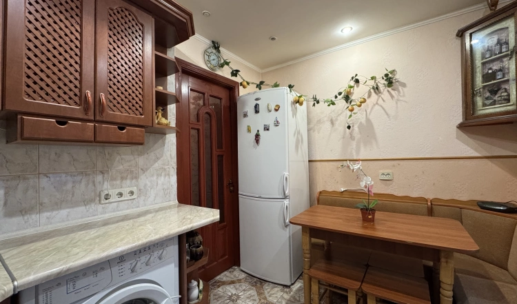 Продаж 2 кімнатної квартири в самому центрі Житомира