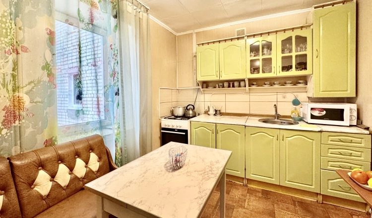 Продаж ОГЛЯДОВОЇ квартири в районі Корбутівки, Житомир