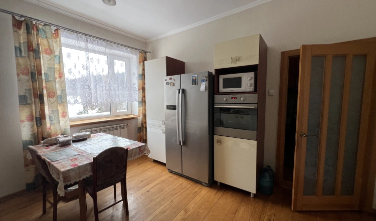 Продаж цегляного 2 поверхового будинку в Житомирі, район монастиря!