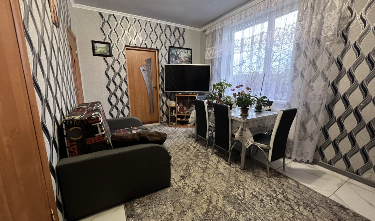 Продаж будинку зі зручностями, Житомирський район.