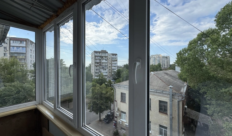 Продаж 2-кімнатної квартири в центрі Житомира, БЕЗГОТІВКОВИЙ РОЗРАХУНОК