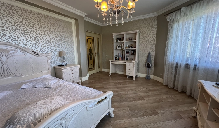 Продаж ексклюзивного будинку преміум класу в Житомирі!