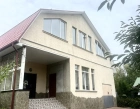 Продаж просторого будинку в Житомирі з ділянкою 10 соток!