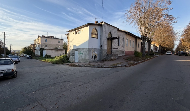 Продаж двох квартир у центрі Житомира — 145 м² та 4,5 сотки землі | EXCLUSIVE
