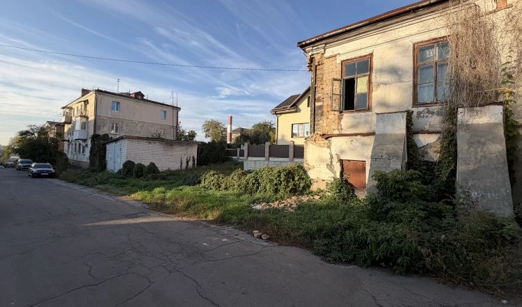 Продаж двох квартир у центрі Житомира — 145 м² та 4,5 сотки землі | EXCLUSIVE